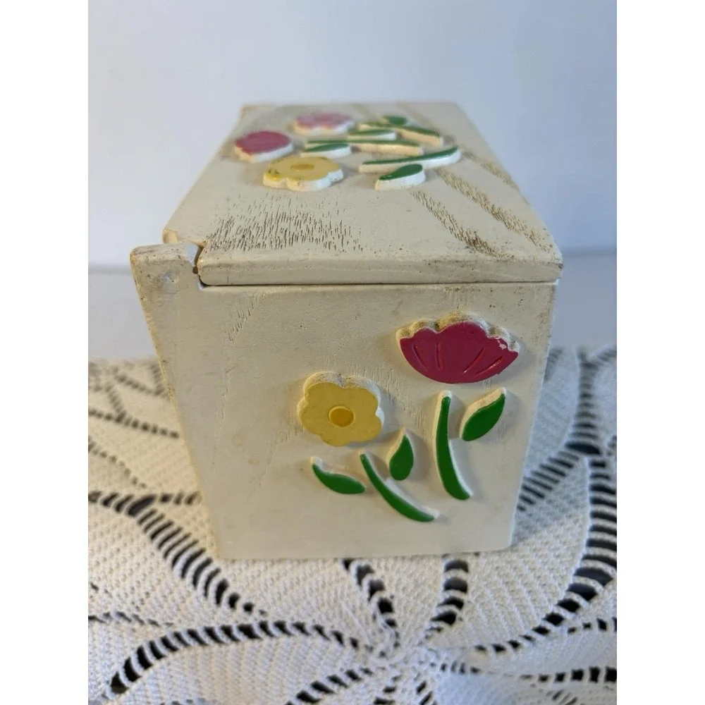 Vintage Recipe box flip open flowers Floral wood look white green pink FTD 1985